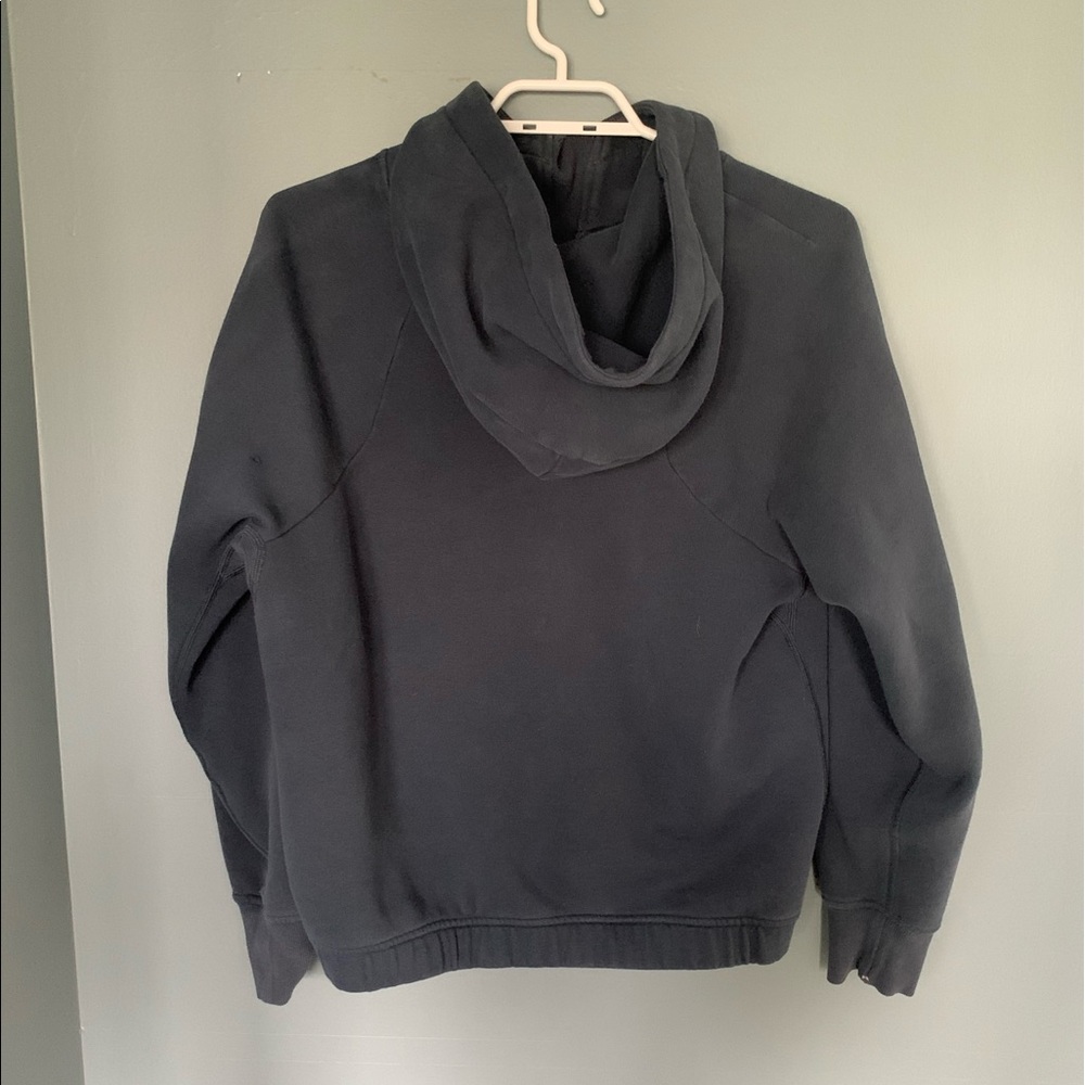 cropped hoodie